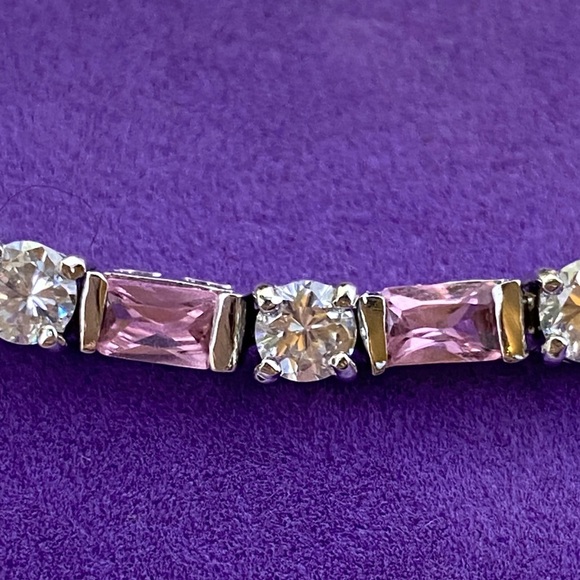 💛 Sterling Silver White & Pink CZ Tennis Bracelet - Picture 7 of 8
